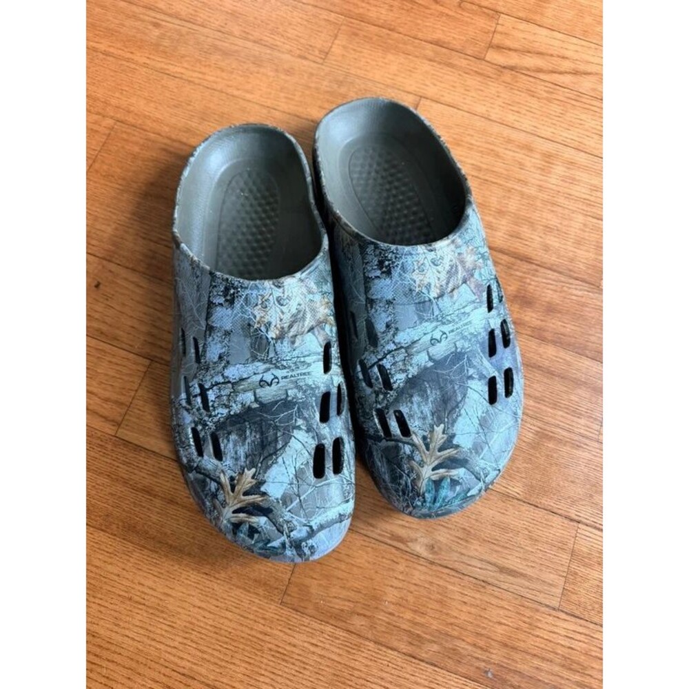 Realtree Edge Camo Clogs Mules Mens Size 12 Slip On Foam Shoes Non Marking